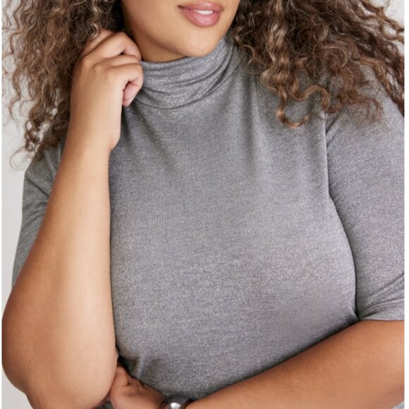 Laura Plus Short Sleeve Funnel Neck Top - Picture 2 of 4